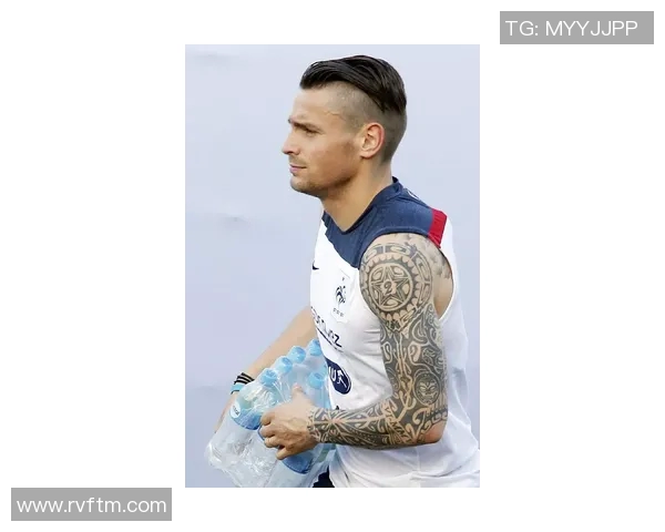 足球明星独特发型大揭秘展现个性与风格的酷炫造型合集